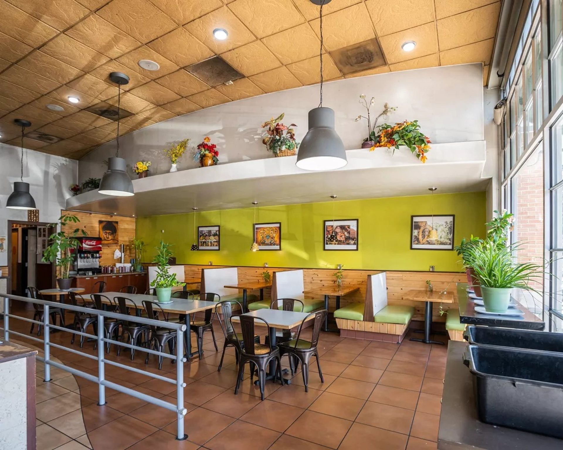 Fast-Casual, Never Careless